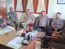 Babinsa Kelurahan Lolong Serka Roby Kurniawan Jalin Silaturahmi dengan Kanit Binmas Demi Kekompakan 3 Pilar