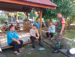 Babinsa UKS Pelda Andi Irawansyah Tingkatkan Sinergitas Keamanan Lingkungan Bersama Unsur Masyarakat