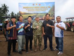 DANKODAERAL II IKUTI PANEN RAYA JAGUNG DAN PENANAMAN KEDELAI SERENTAK TNI SECARA VICON, SEKALIGUS GELAR BAKTI KESEHATAN DAN KETAHANAN PANGAN DI KABUPATEN AGAM