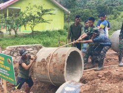 Satgas TMMD Ke-129 Kodim 0306/50 Kota Percepat Pemasangan Gorong-gorong Bersama Warga