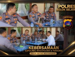 Suasana Santai di Kantin Polres Solok Selatan, AKBP Andreanaldo Ademi Duduk Bersama Sejumlah Personel